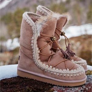 MOU Eskimo Boots